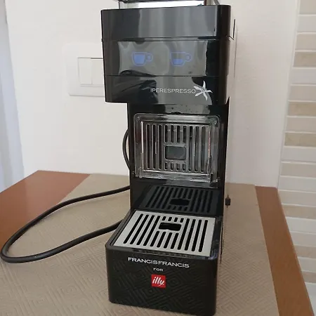 Repubblica Area * カリアリ